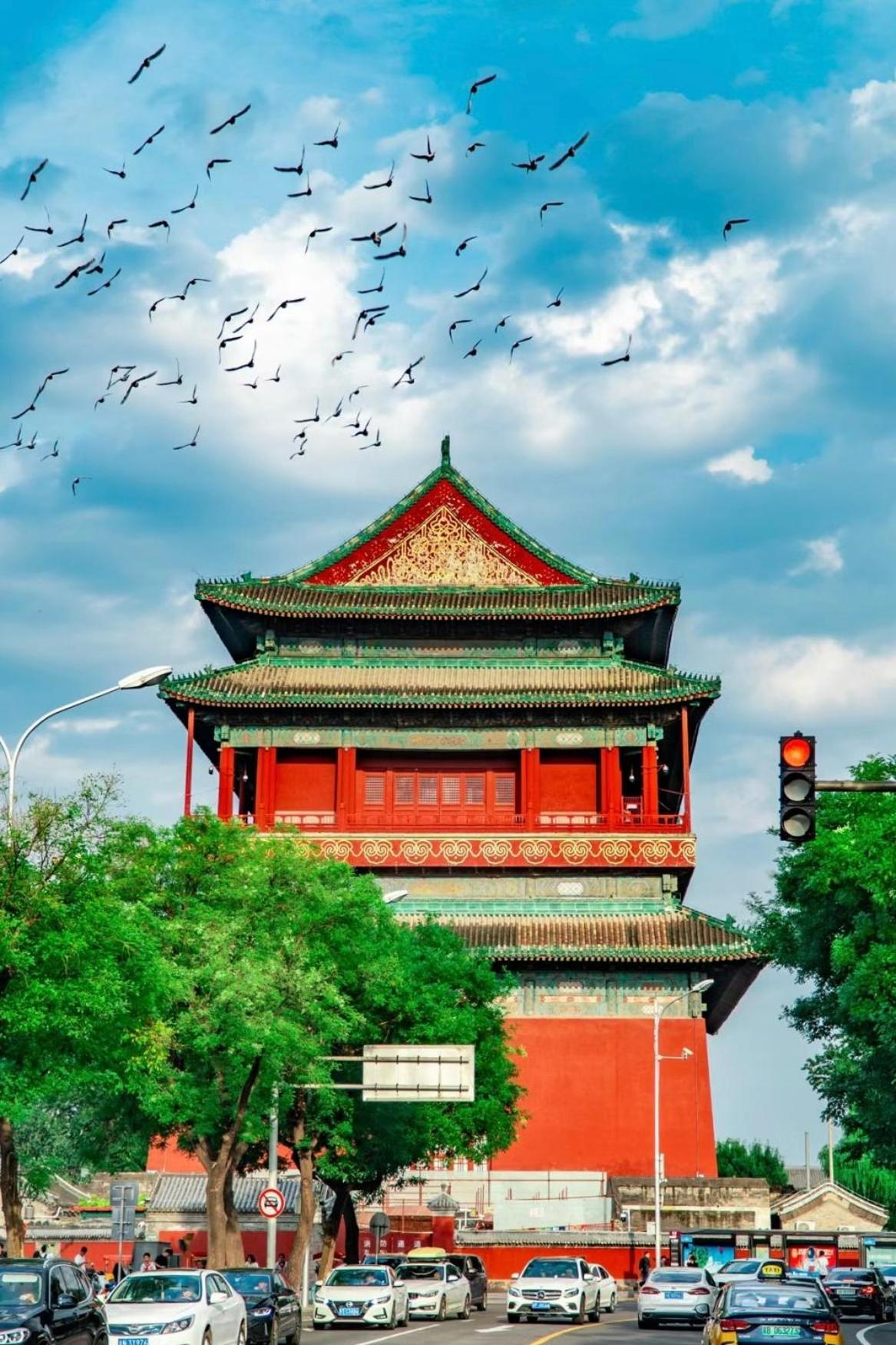 Happy Dragon Courtyard- Newly Renovated With French Windows, Near Tian'Anmen Forbidden City,Lama Temple And Heaven Temple, 3Minutes Walk From Subway,Fluent English Speaking With Tourist Sights Tickets Service ,Free Coffee &Laundry Service Пекин Екстериор снимка